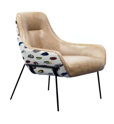 Show Bridgerton Chair front view
