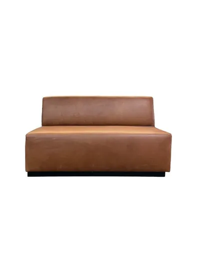Show Coco Banquette front view