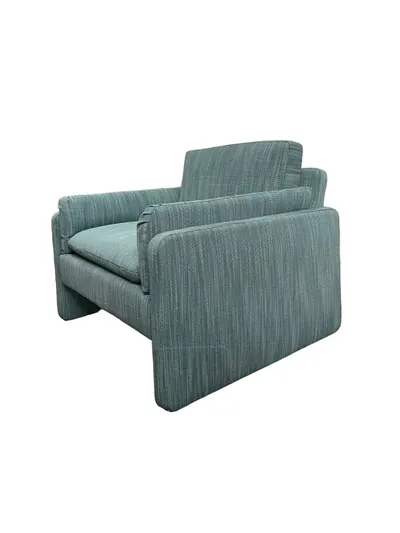 Show Day Chair alternate view