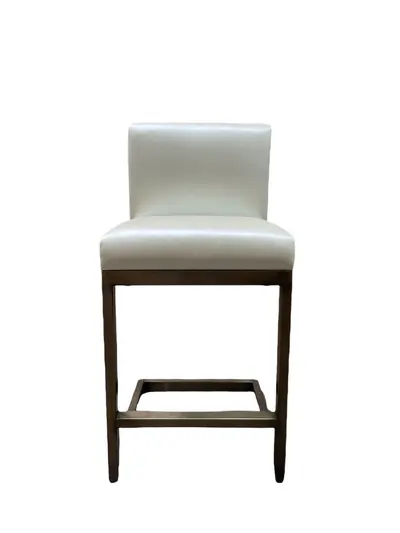 Show Dover Counterstool front view