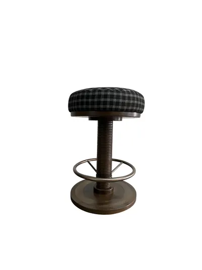 Show Kentucky Stool alternate view