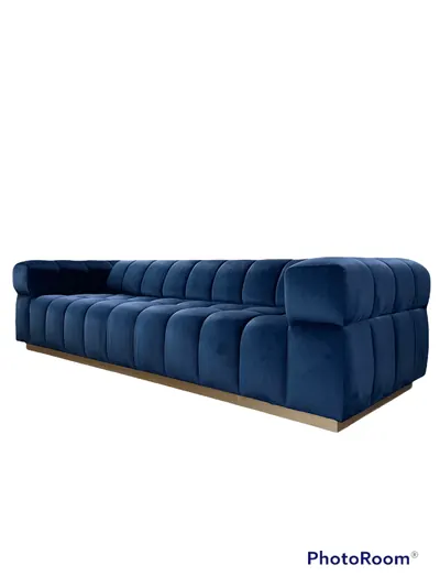 Show Leo Sofa alternate view