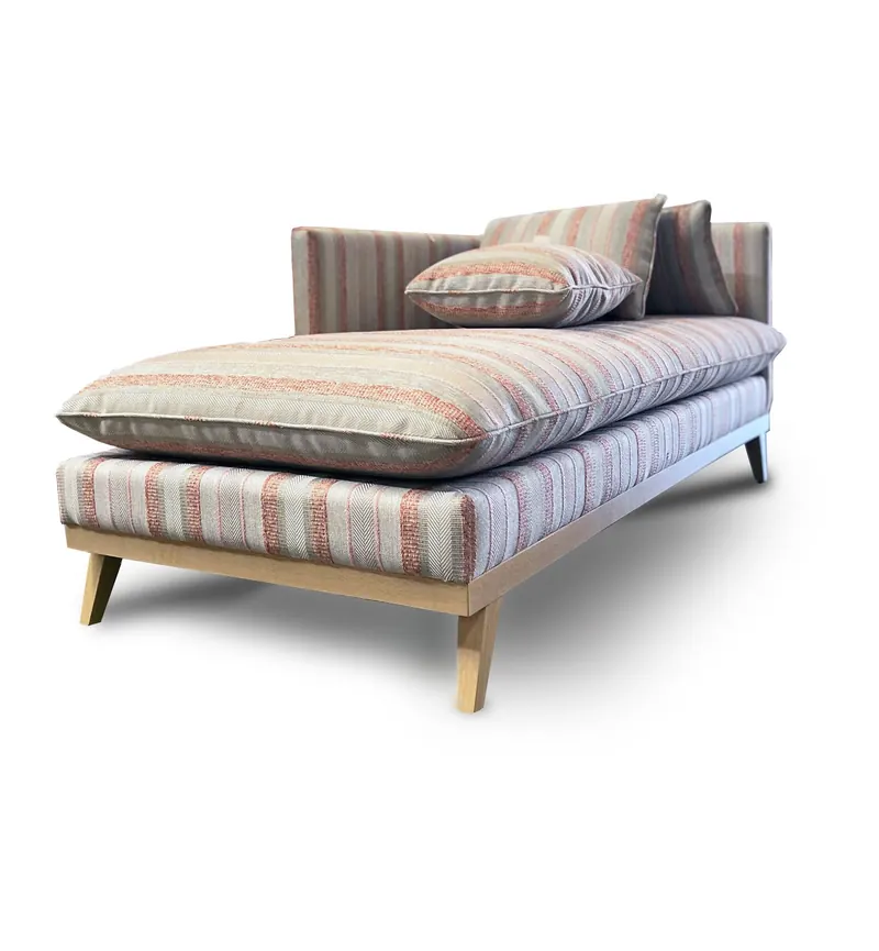 Lucas Chaise, from our catalog
