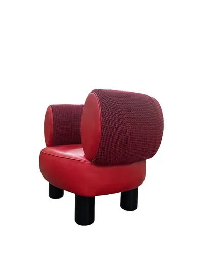 Show Mac Chair alternate view