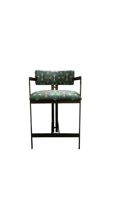 Show Moxy Stool front view