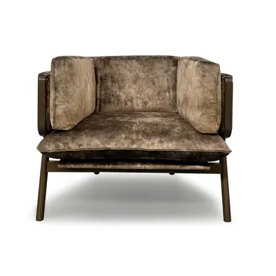 Show Oso Arm Chair front view
