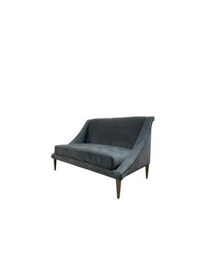 Show Runway Settee front view