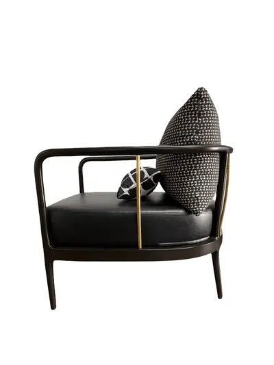 Show Seattle Lounge Chair alternate view